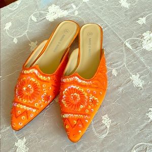 Beaded Shoes.      M111